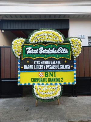 Papan Bunga Duka di Bangga